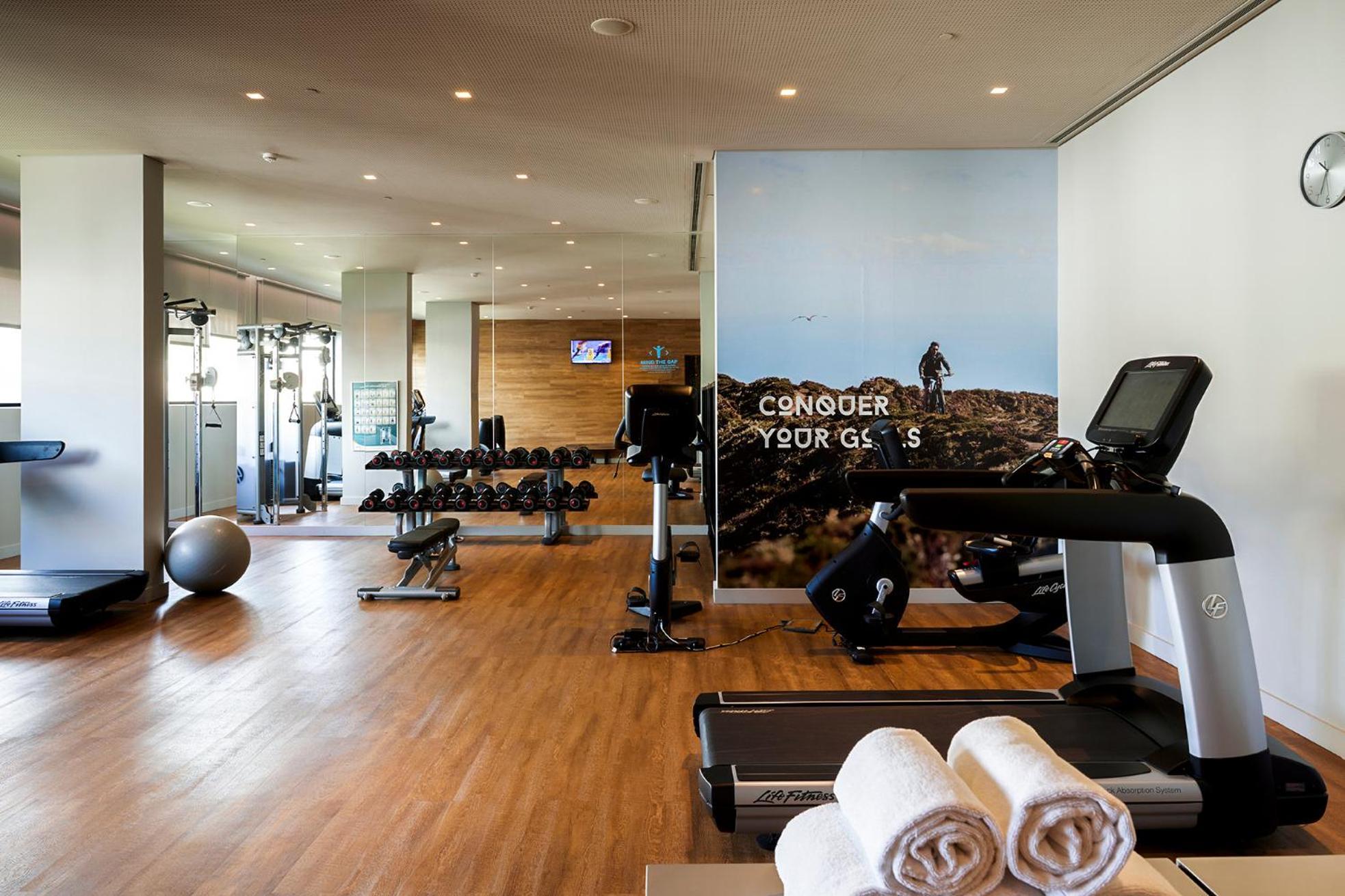 Octant Ponta Delgada Hotel Екстериор снимка The gym at the hotel
