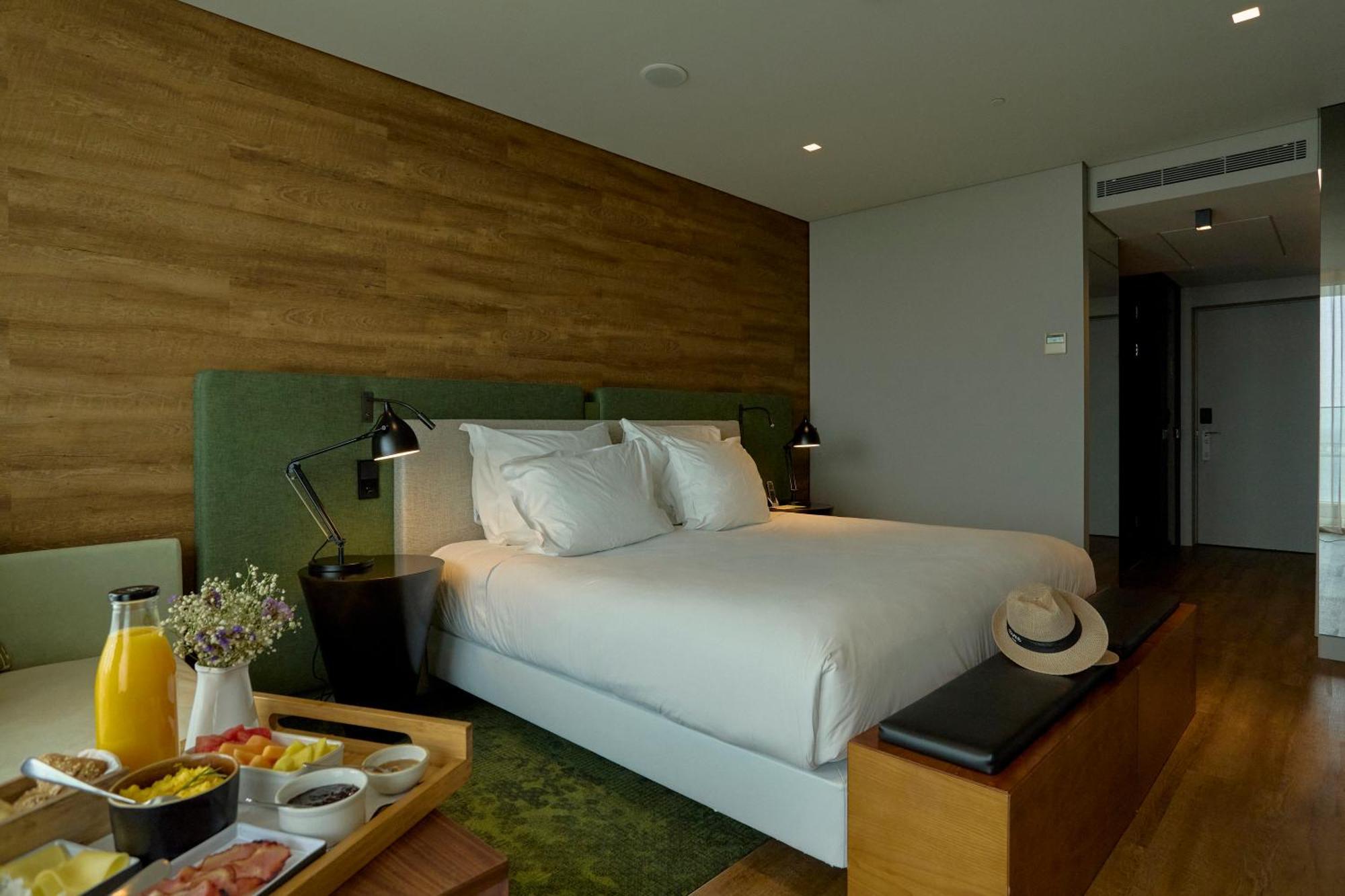 Octant Ponta Delgada Hotel Екстериор снимка A room at the hotel